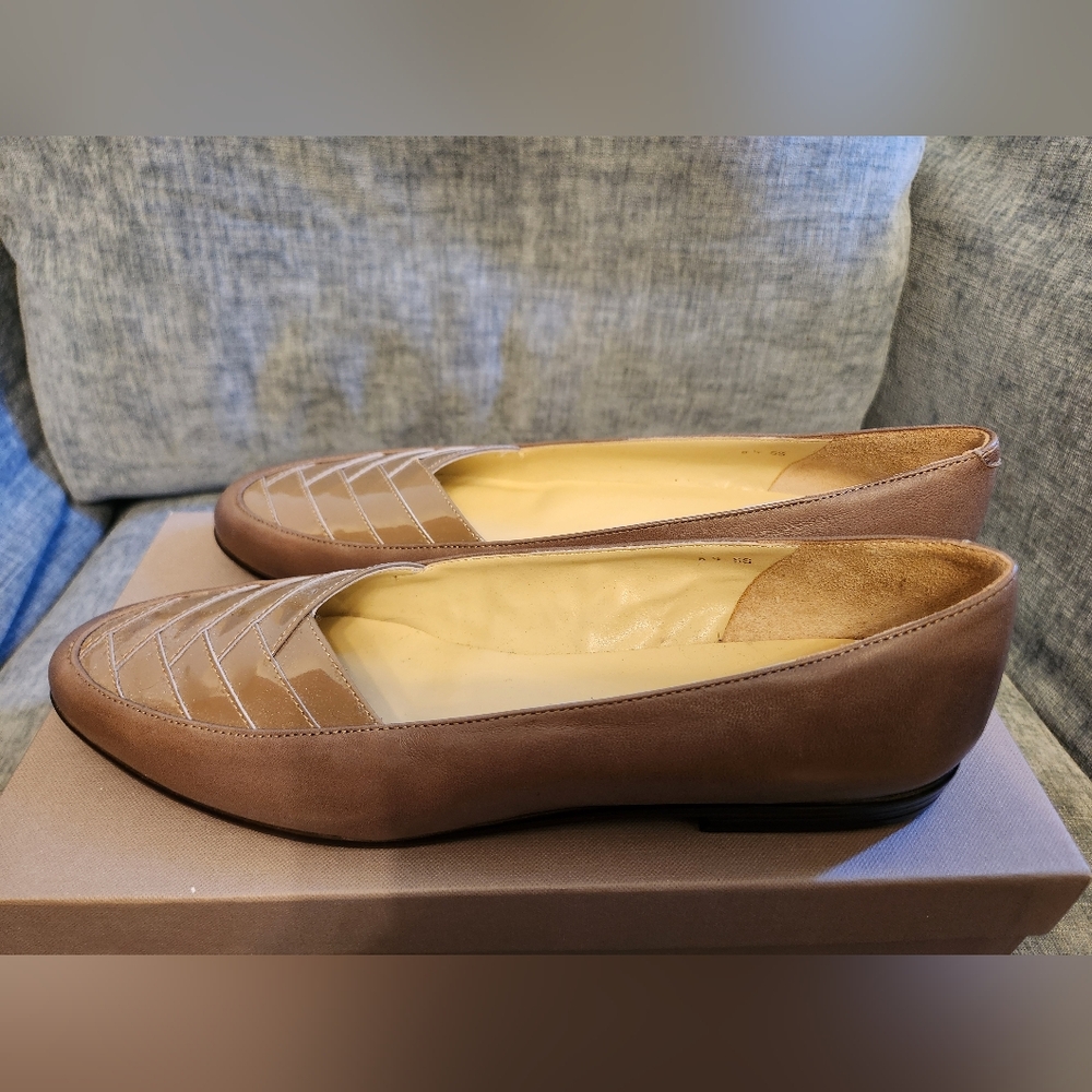 Elegant Taupe Women's Loafers 8.5 SS
